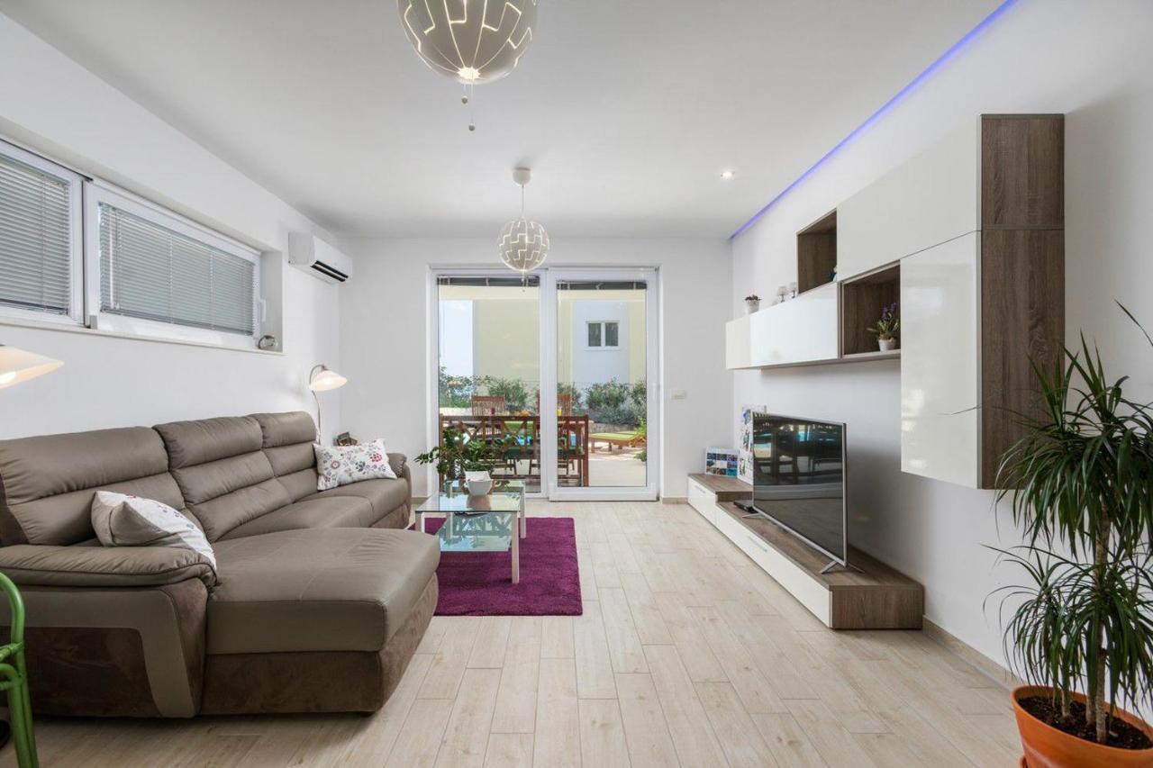 Lux Apartment Sandra Makarska Exterior photo